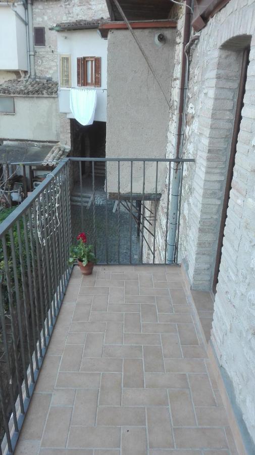 Casa Del Frate Apartment Асизи Екстериор снимка