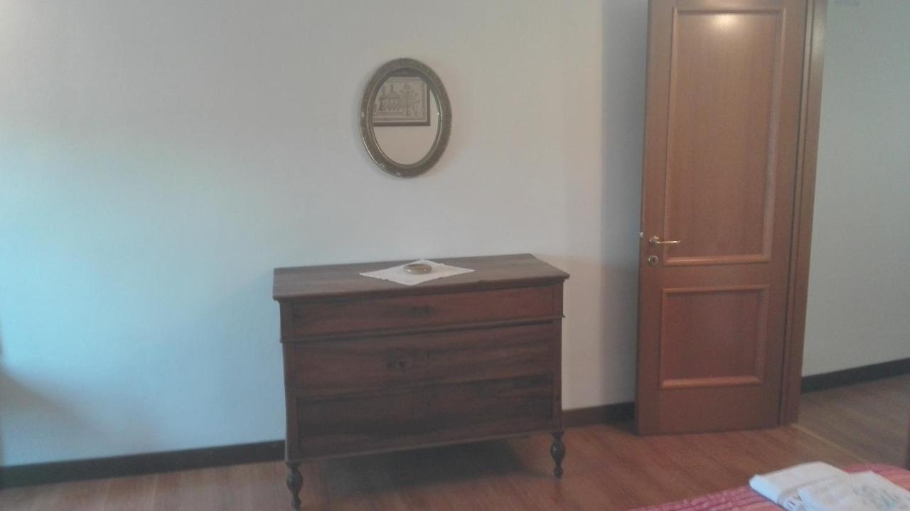 Casa Del Frate Apartment Асизи Екстериор снимка