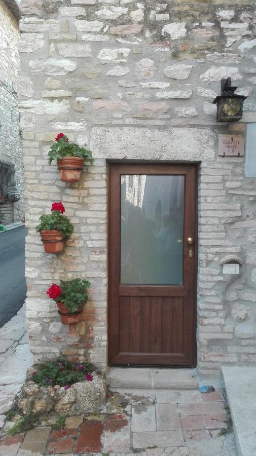 Casa Del Frate Apartment Асизи Екстериор снимка